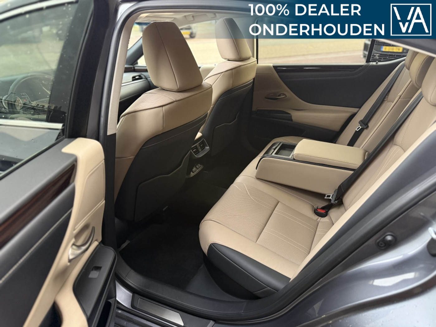 Foto van Lexus Lexus Es300h
