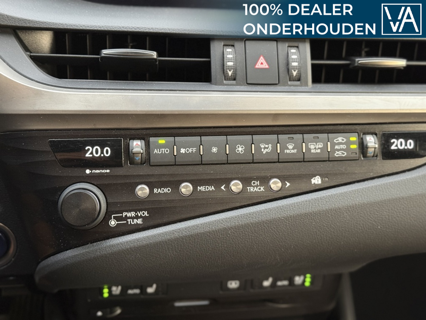 Foto van Lexus Lexus Es300h