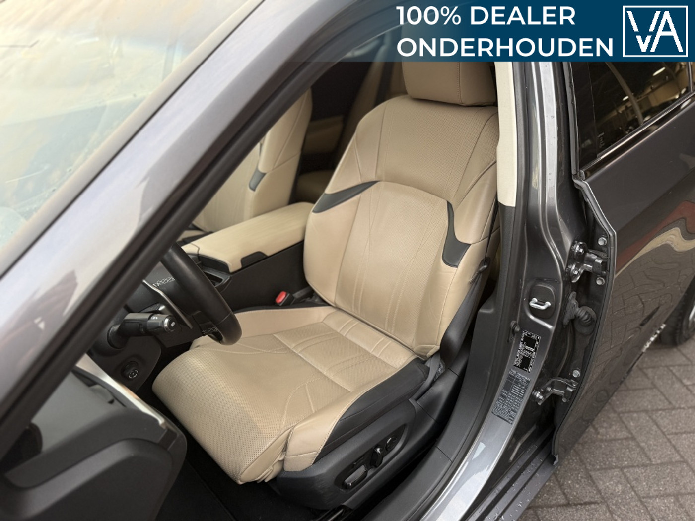 Foto van Lexus Lexus Es300h