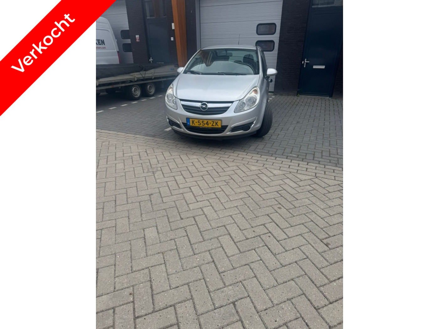 Opel Corsa 1.2-16V Essentia APK tot 01-06-2027 2008 - voorkant
