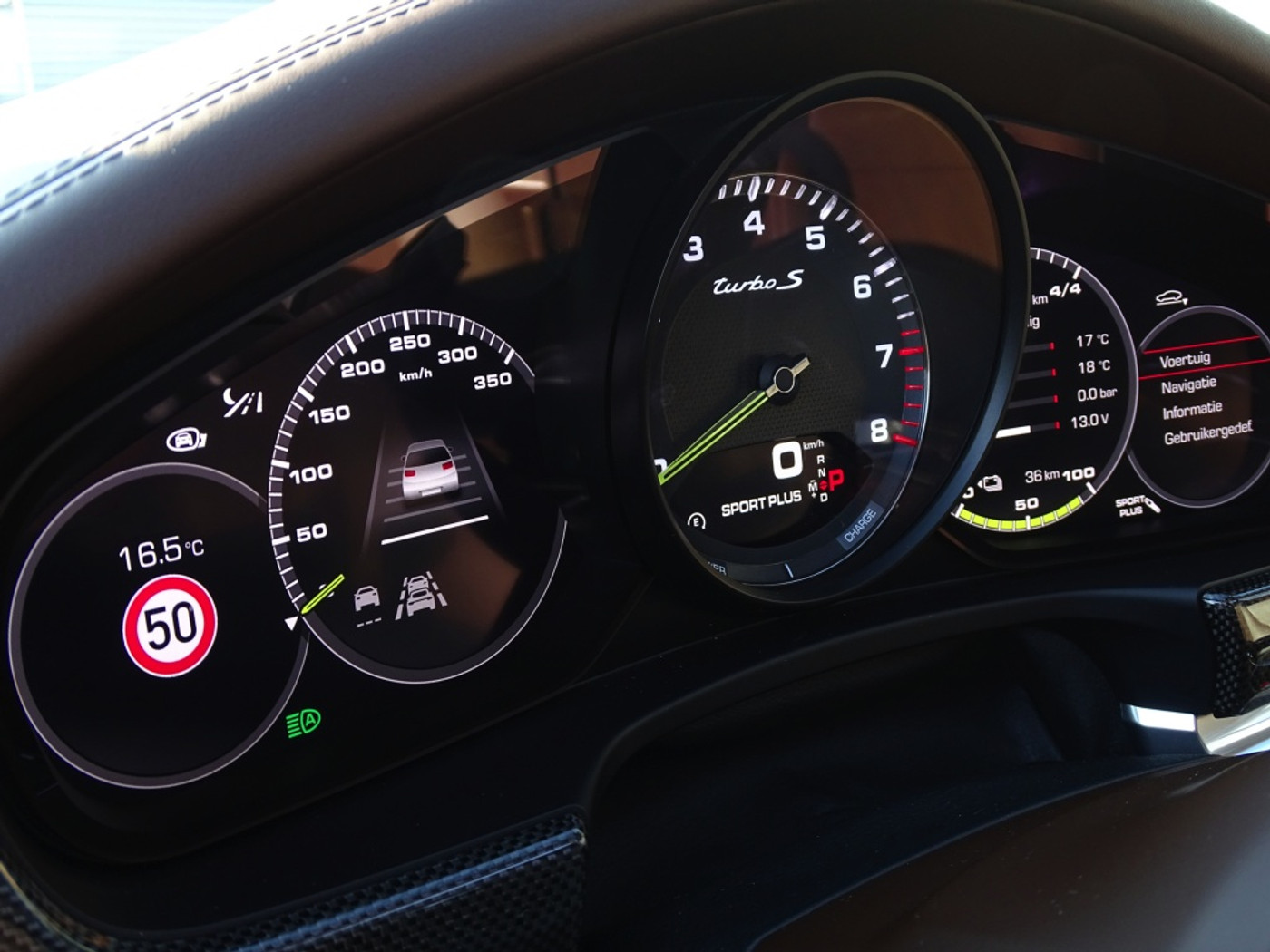 Foto van Porsche Panamera Sport Turismo