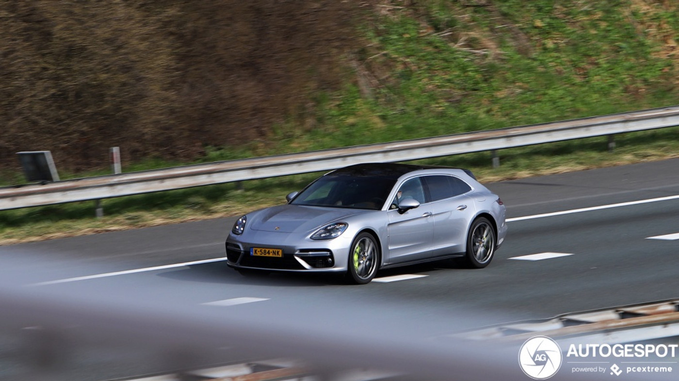 Foto van Porsche Panamera Sport Turismo