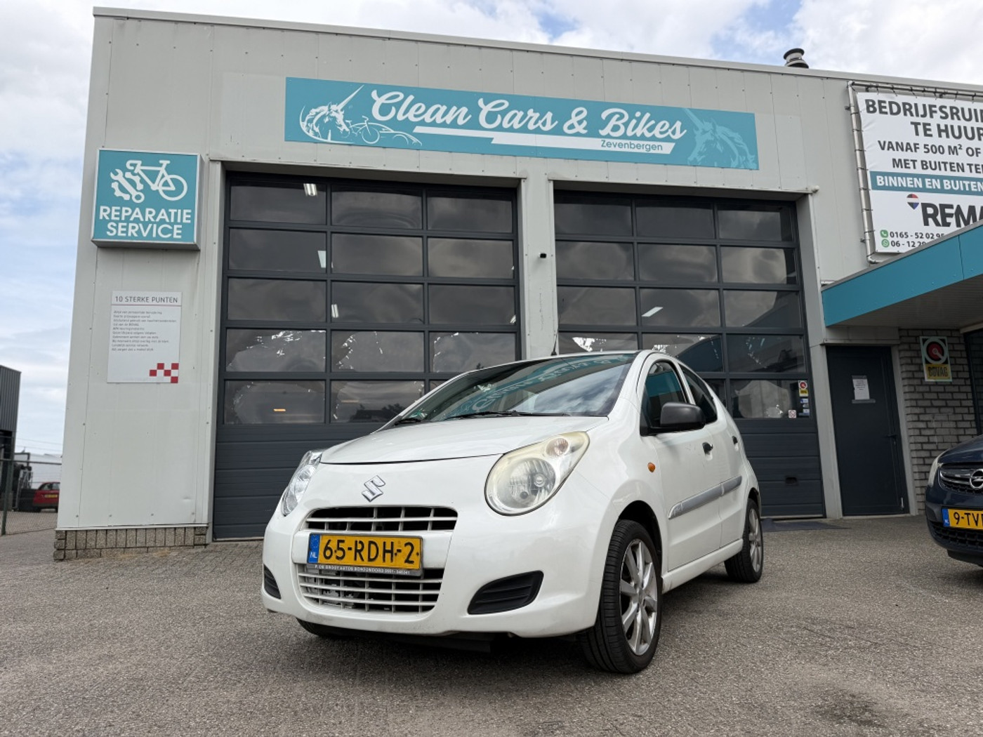 Suzuki Alto 1.0 Silver-line 2011 - voorkant