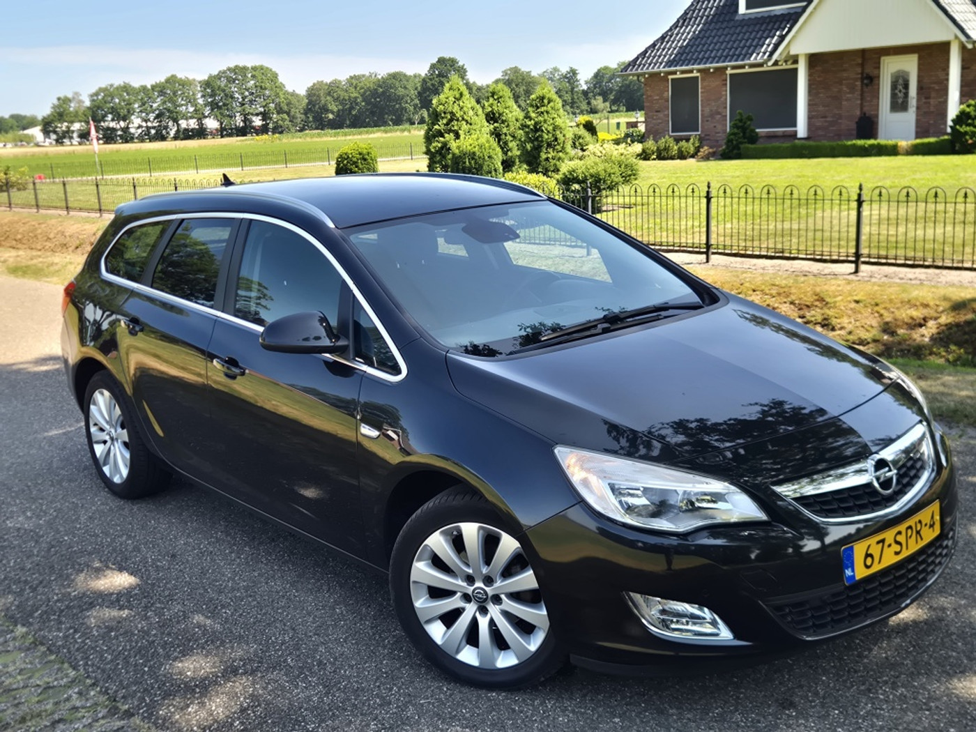 Foto van Opel Astra Sports Tourer