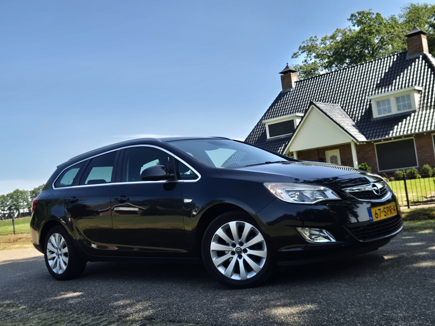 Foto van Opel Astra Sports Tourer
