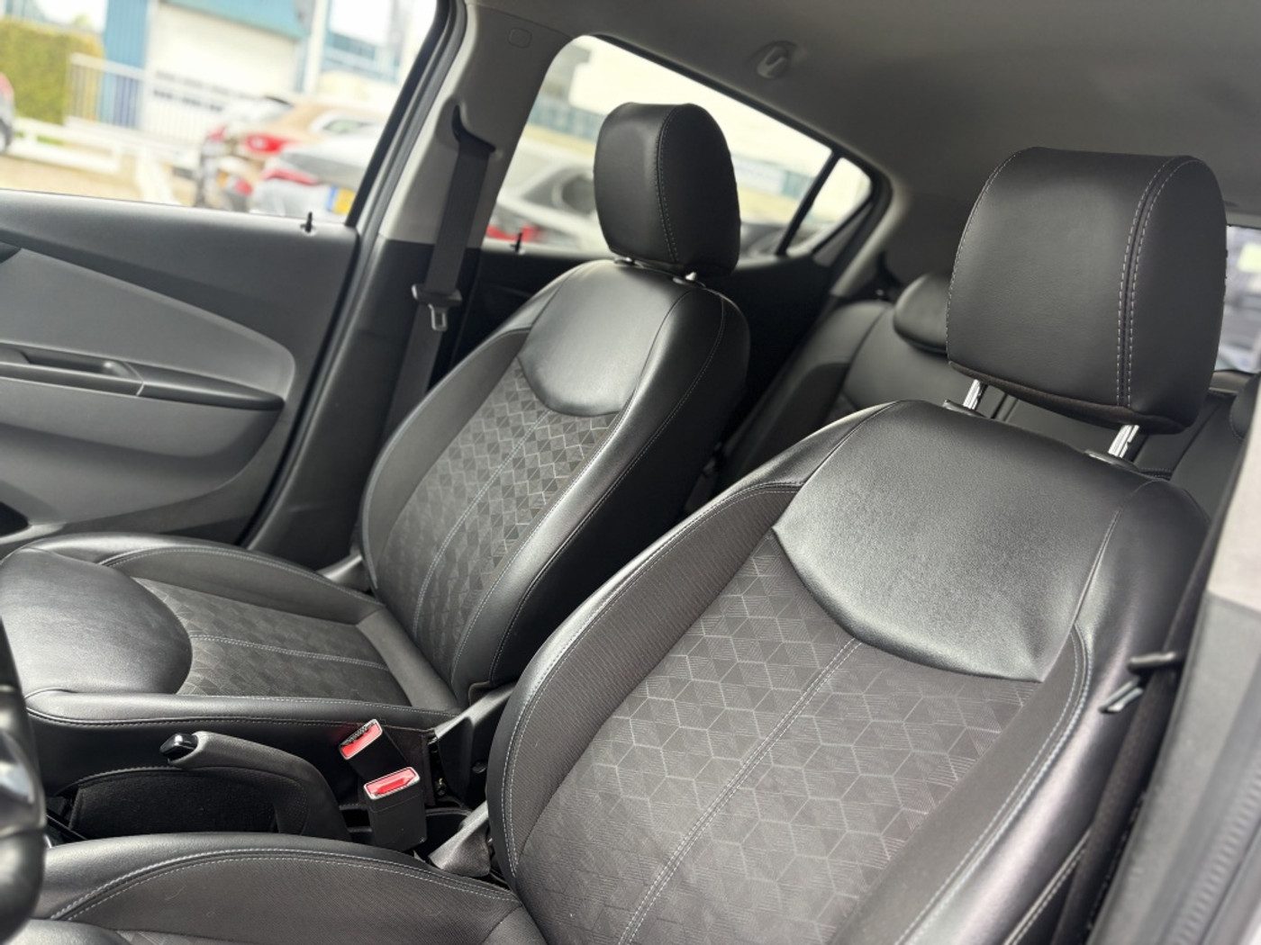 Foto van Opel Karl / Viva