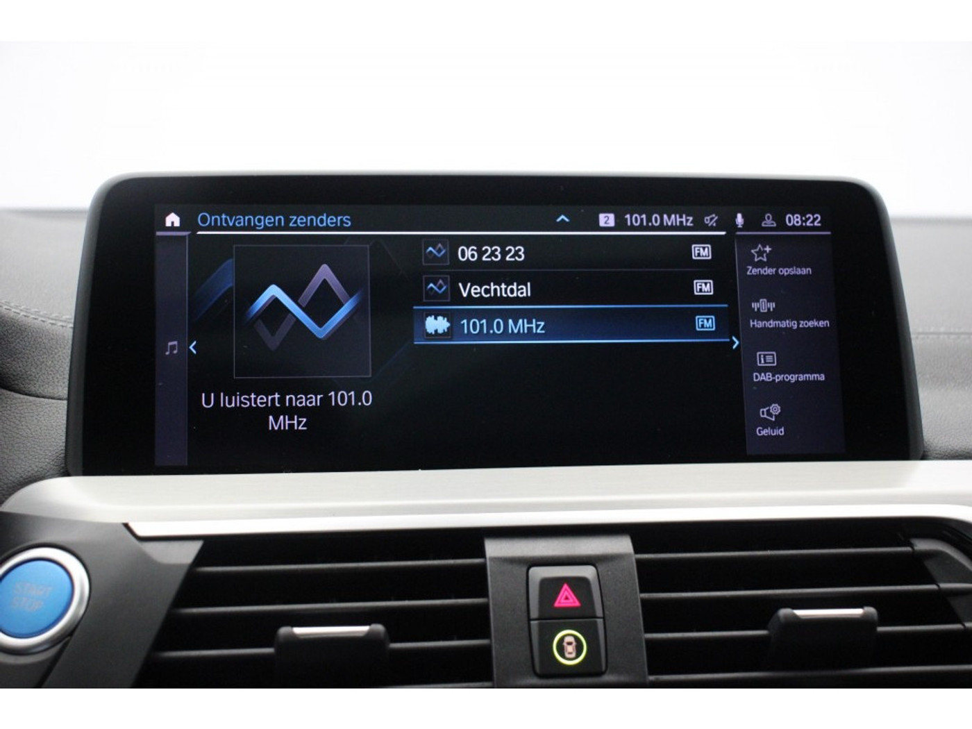 Foto van BMW Ix3