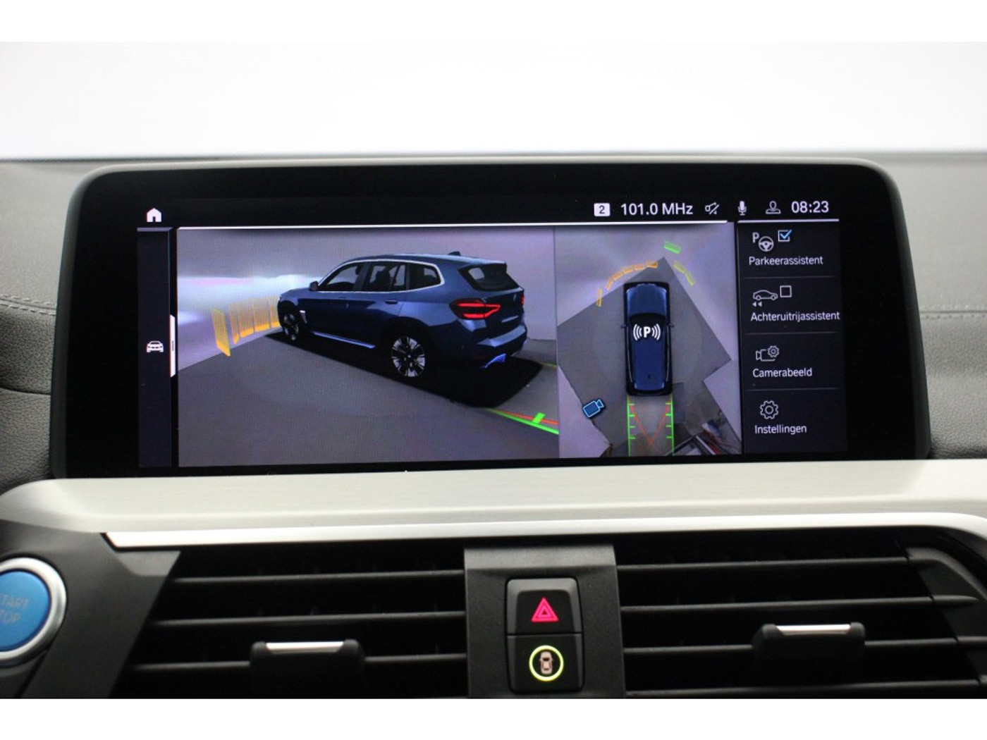 Foto van BMW Ix3