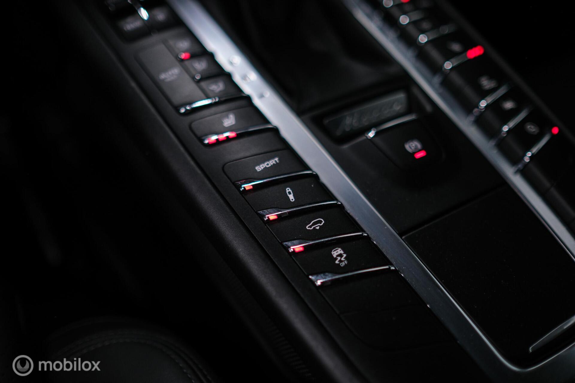 Foto van Porsche Macan Turbo