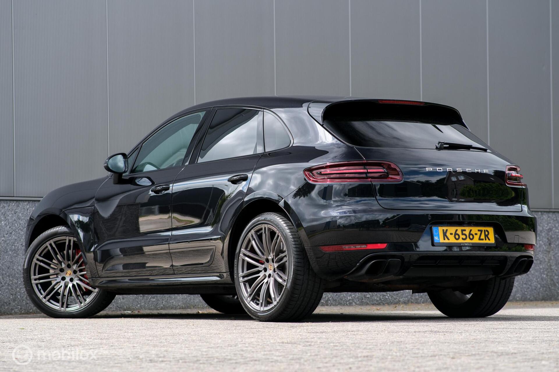 Foto van Porsche Macan Turbo