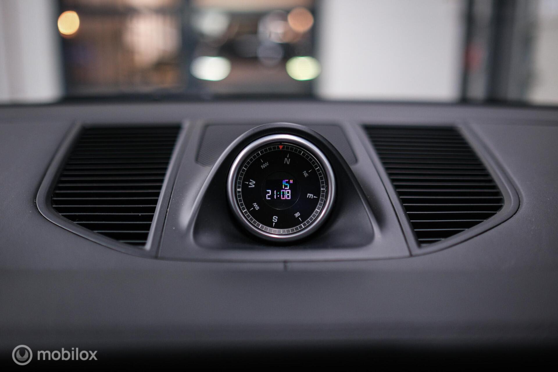 Foto van Porsche Macan Turbo