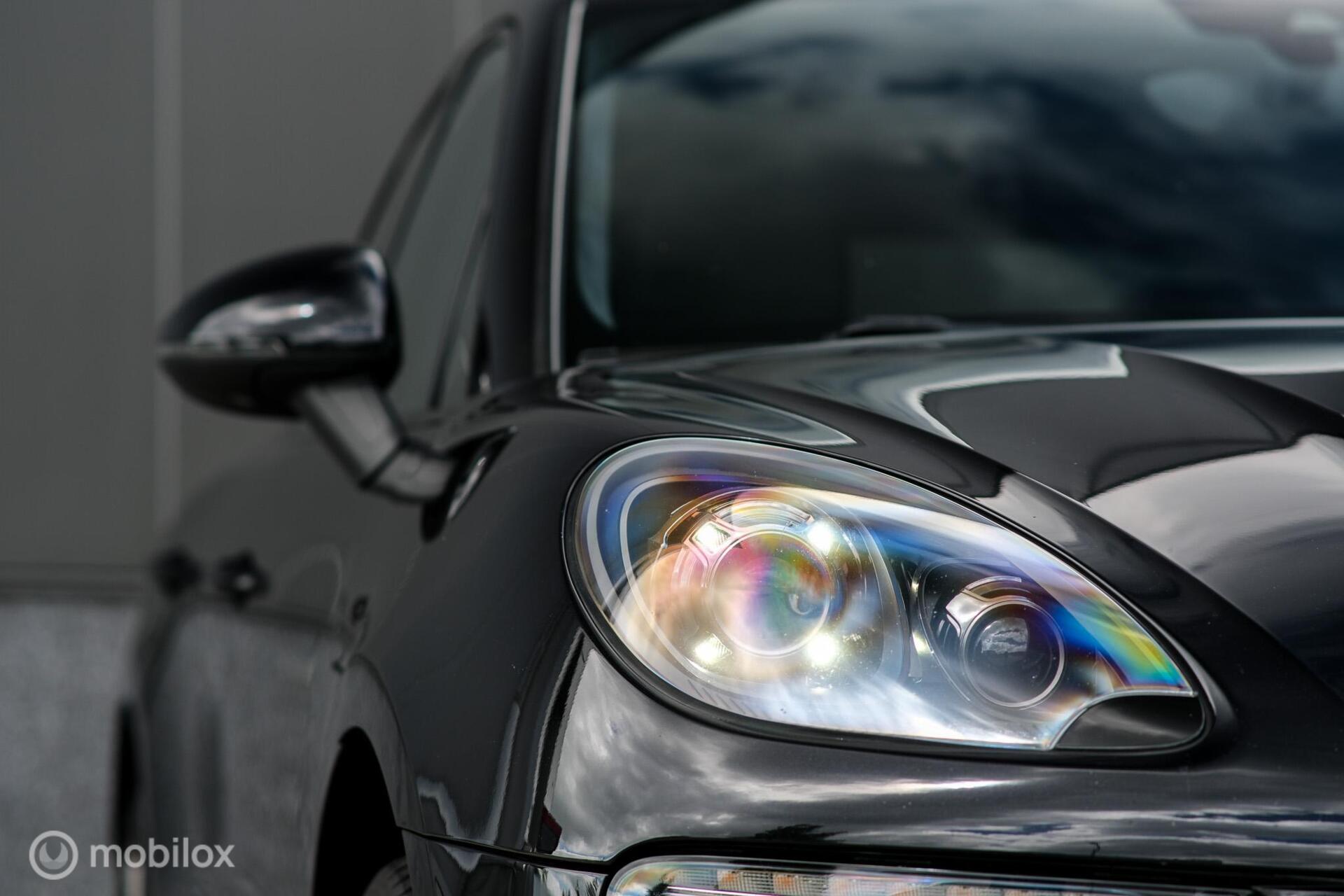 Foto van Porsche Macan Turbo