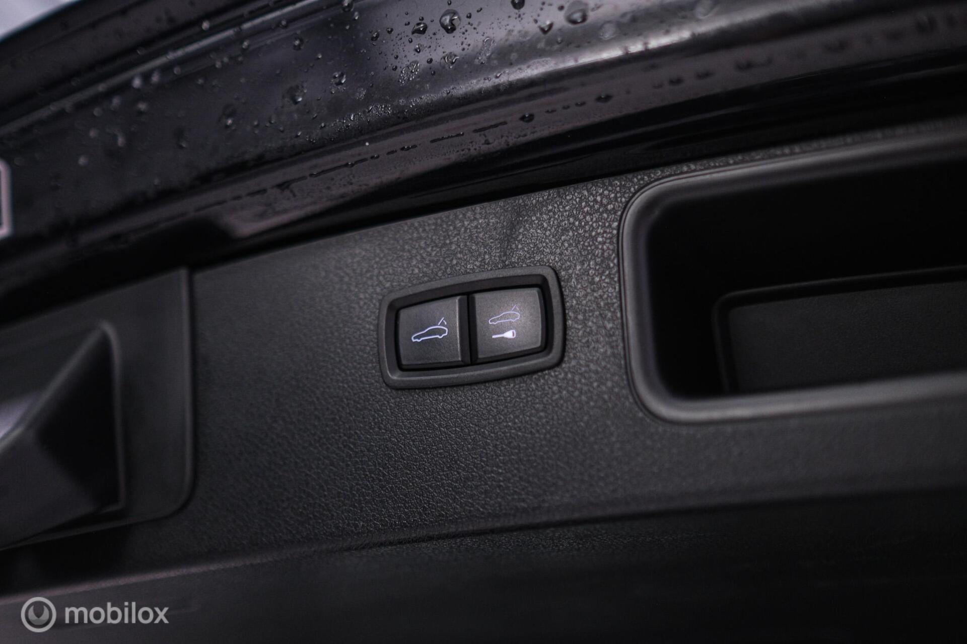 Foto van Porsche Macan Turbo