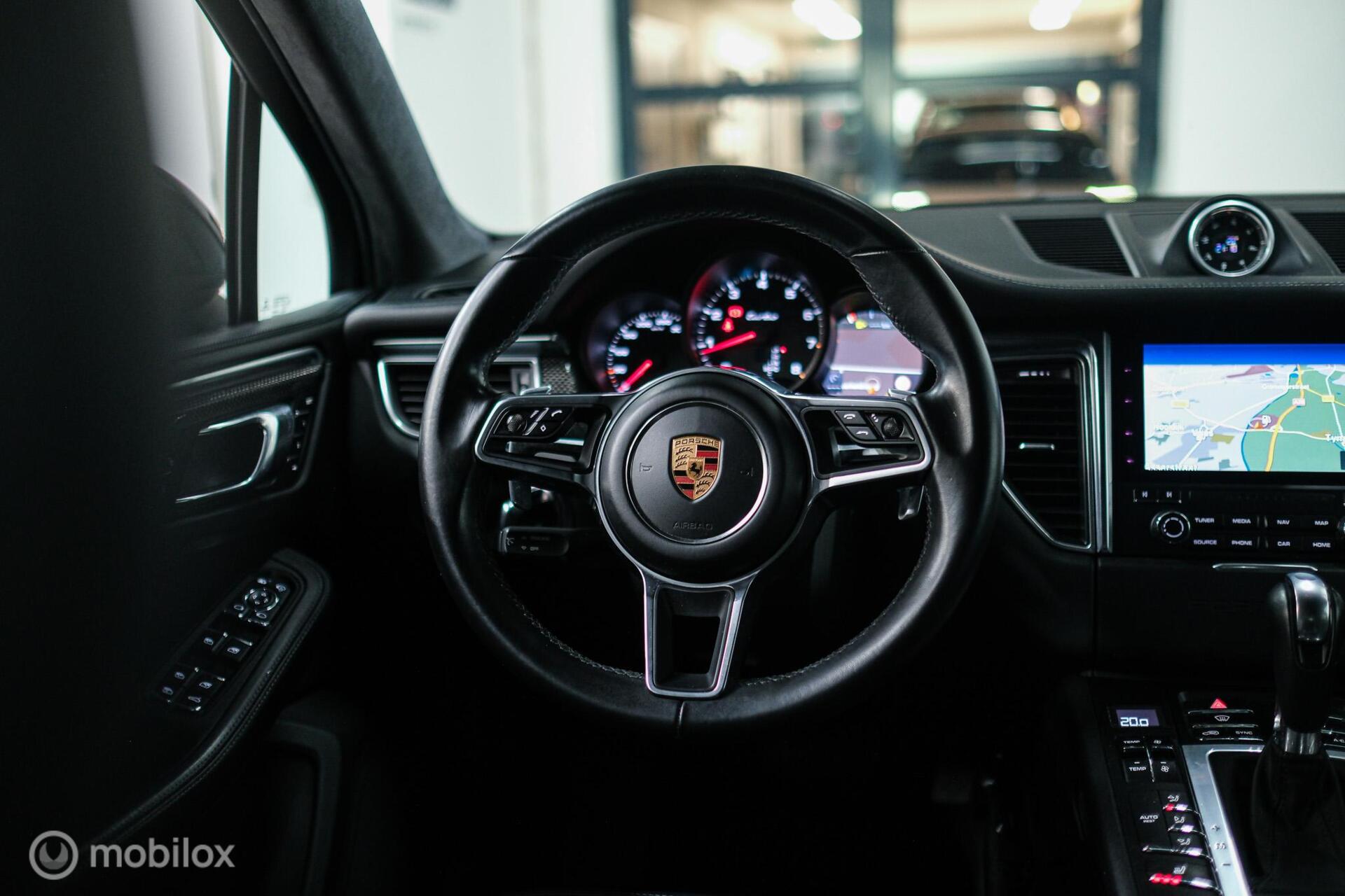Foto van Porsche Macan Turbo