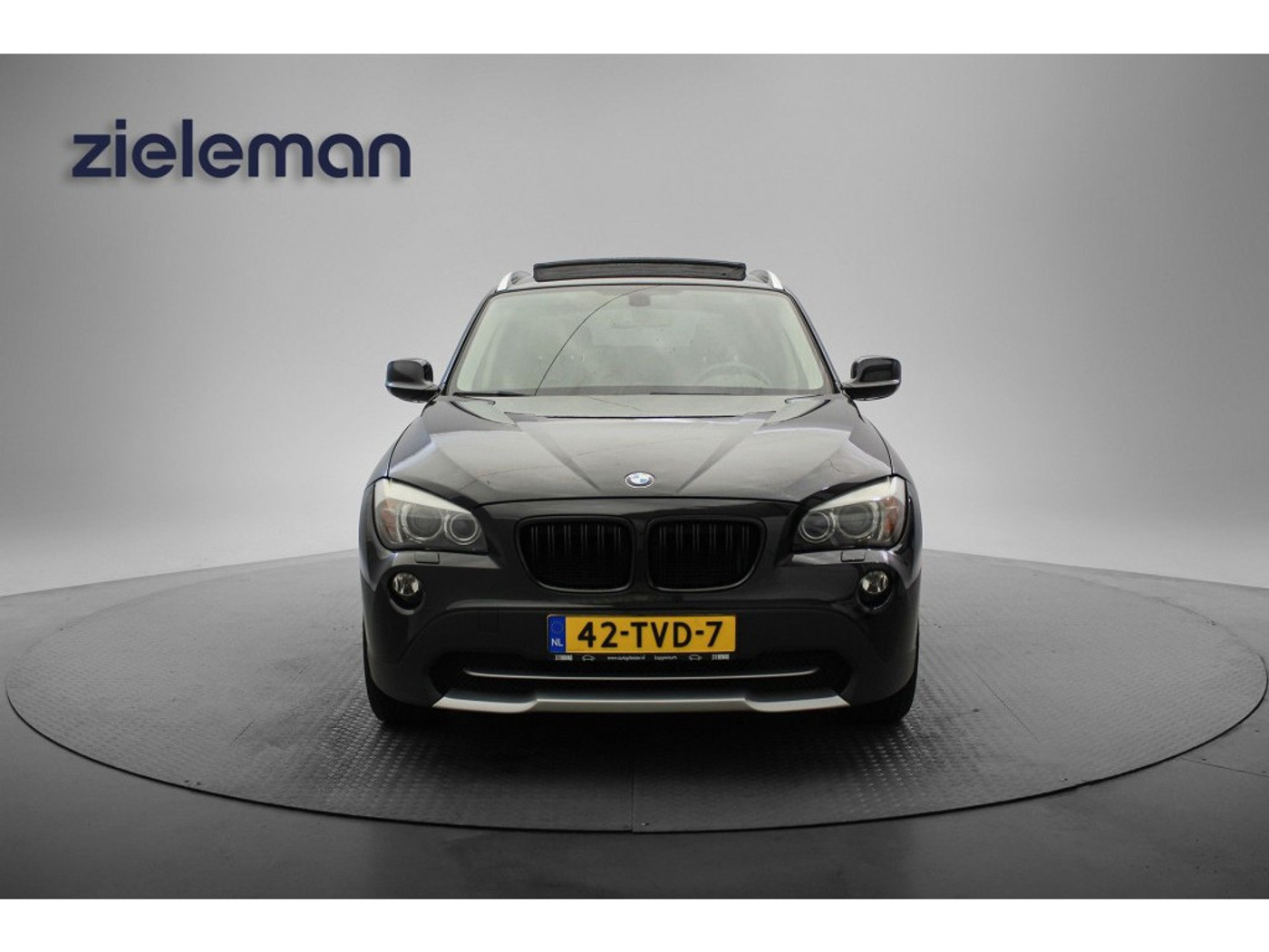 Foto van BMW X1