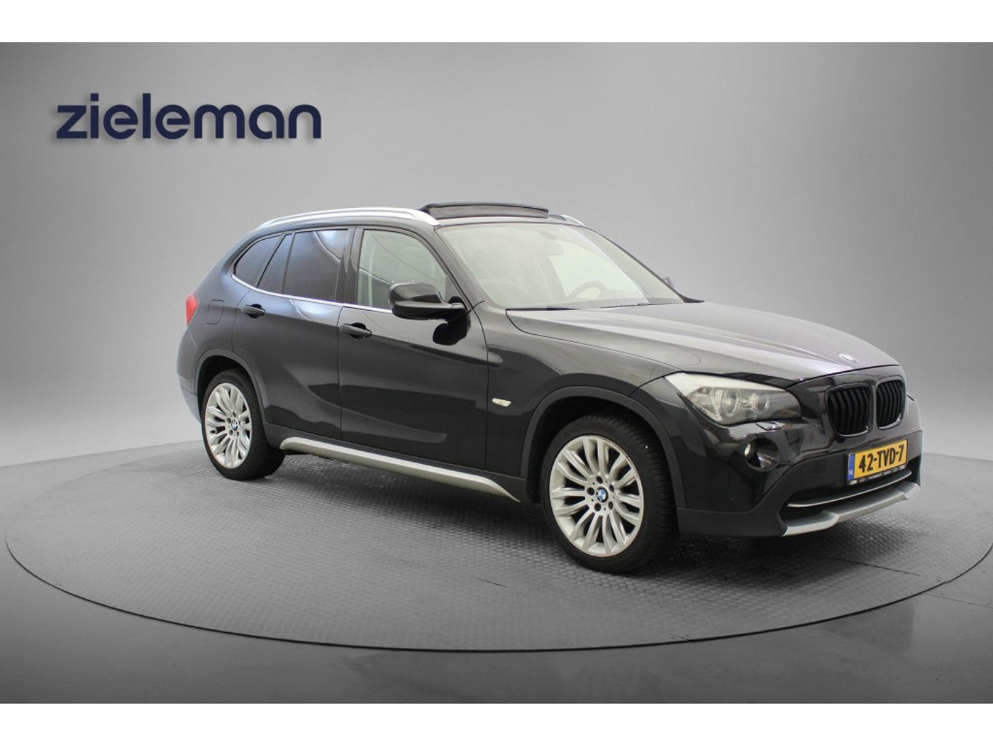 BMW X1 sDrive20i Business 2012 - voorkant