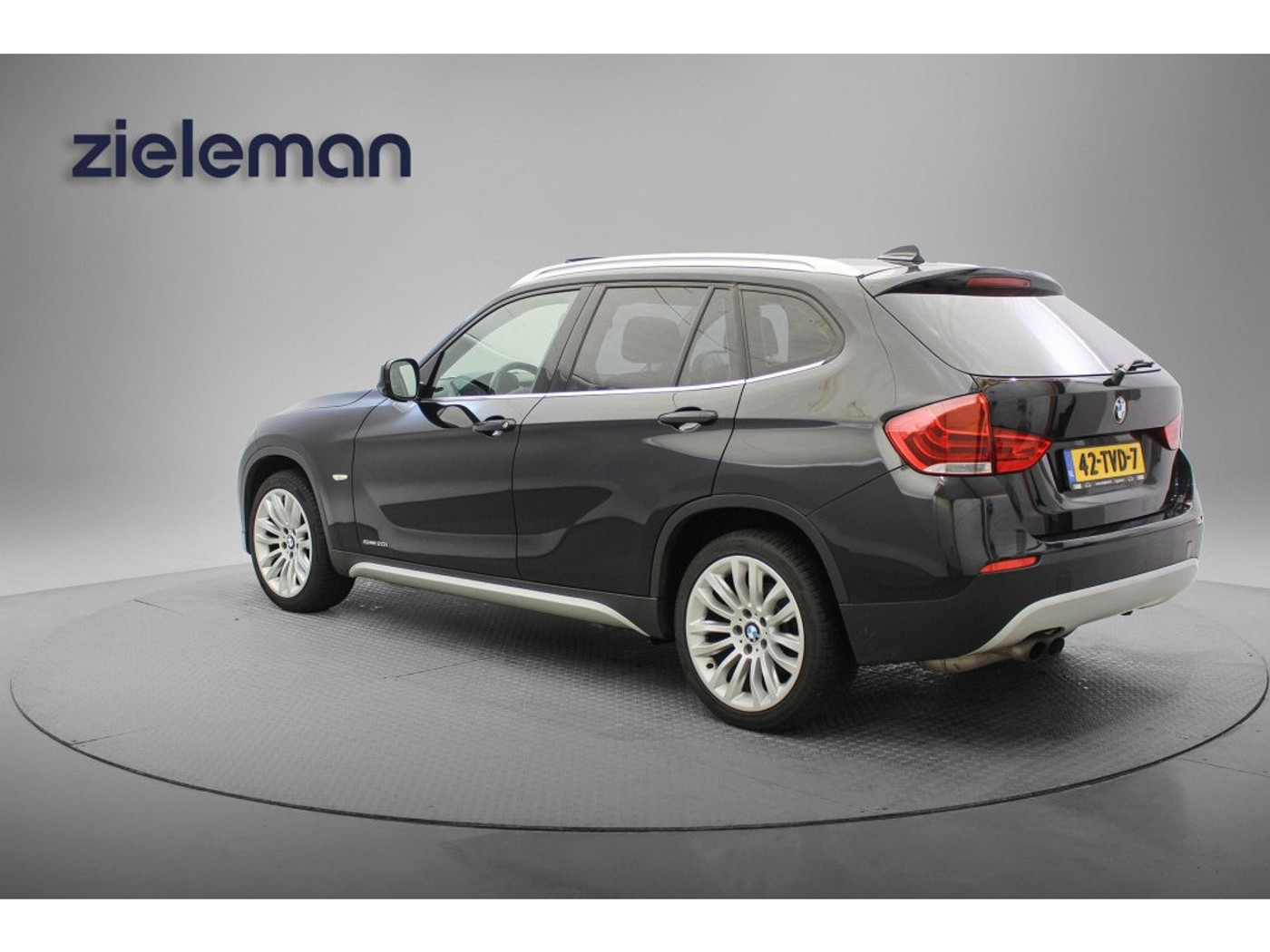 Foto van BMW X1