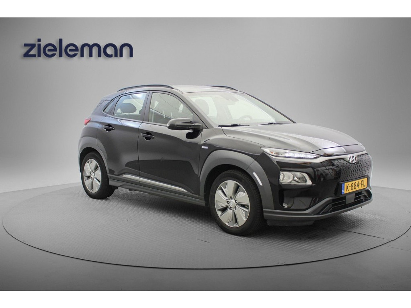 Hyundai Kona Comfort Smart 64 kWh Fase 3 - Carplay, Camera, Cruise, Navi, SOH 2020 - voorkant