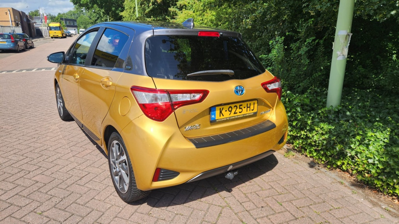 Foto van Toyota Toyota Yaris Hybrid