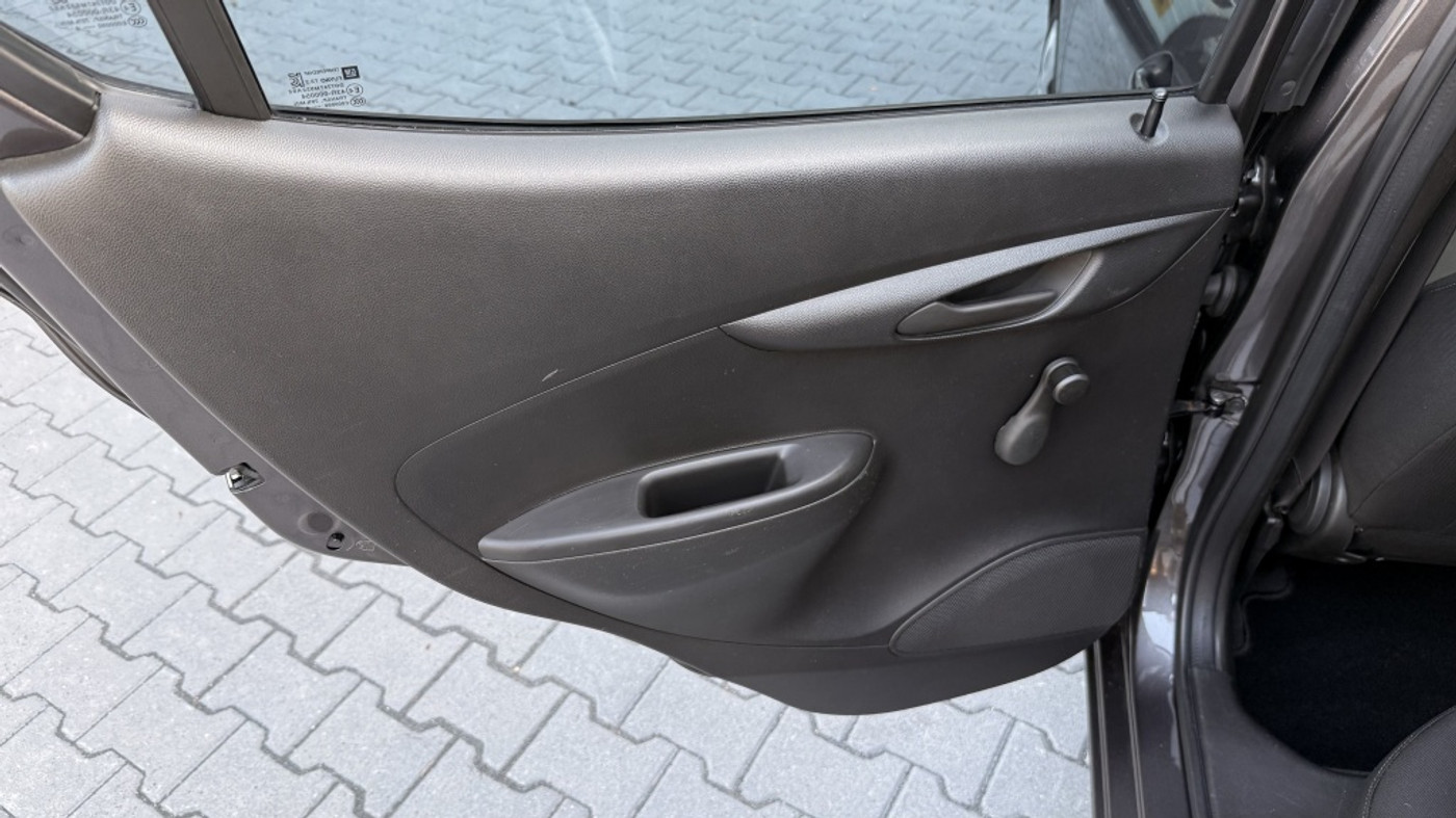 Foto van Opel Karl / Viva