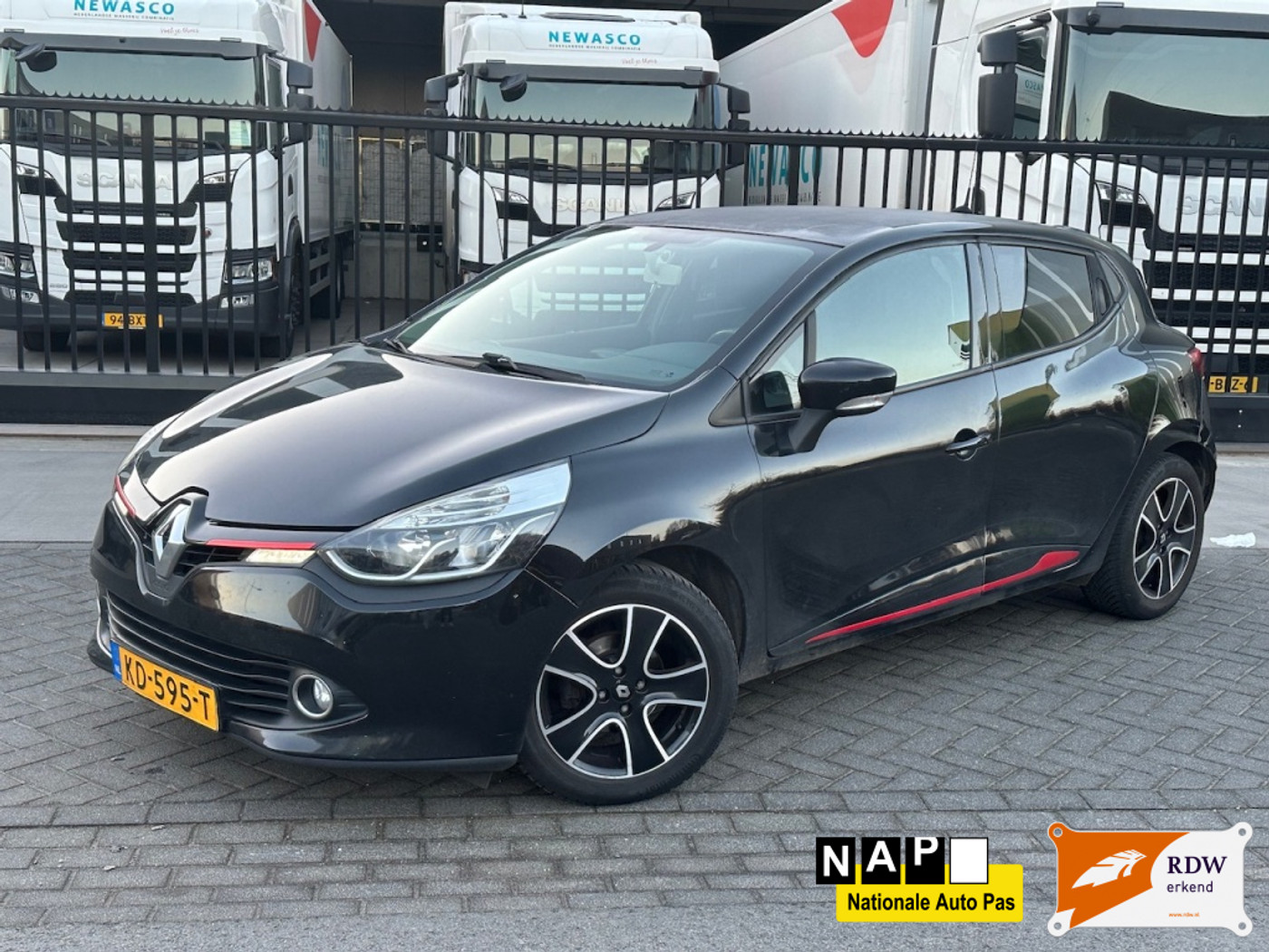 Renault Clio 0.9 TCe / Heat Seats / Camera / Sensor / LED 2013 - voorkant
