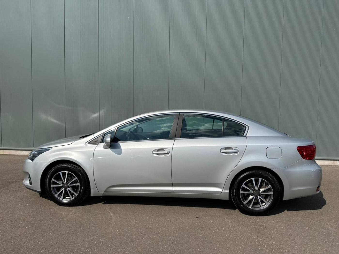 Foto van Toyota Toyota Avensis