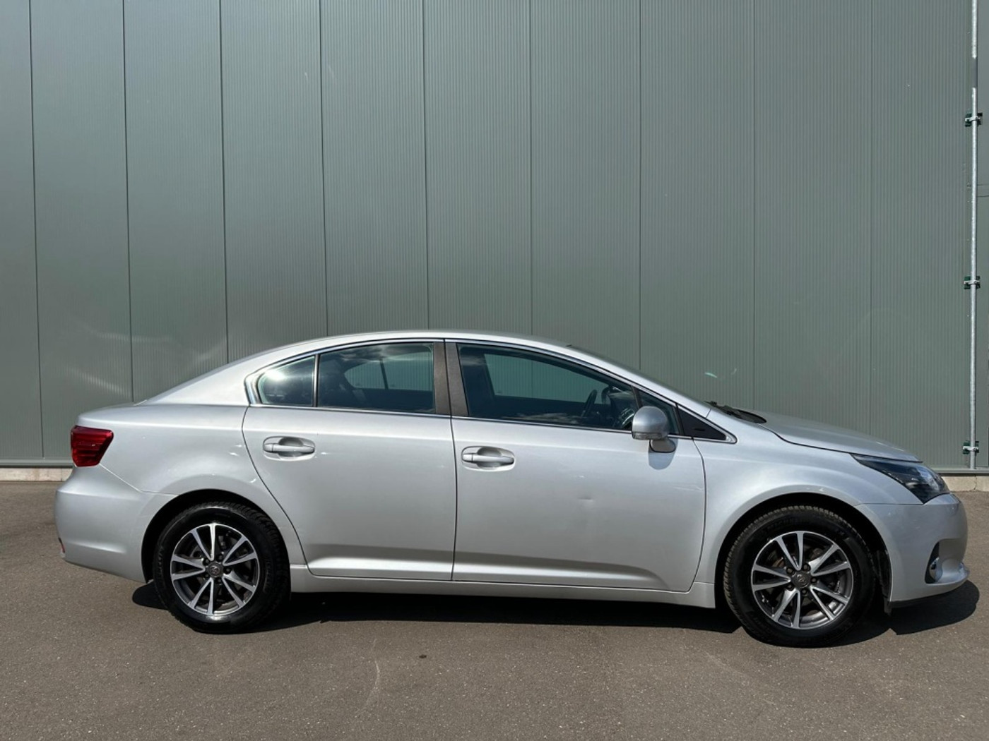 Foto van Toyota Toyota Avensis