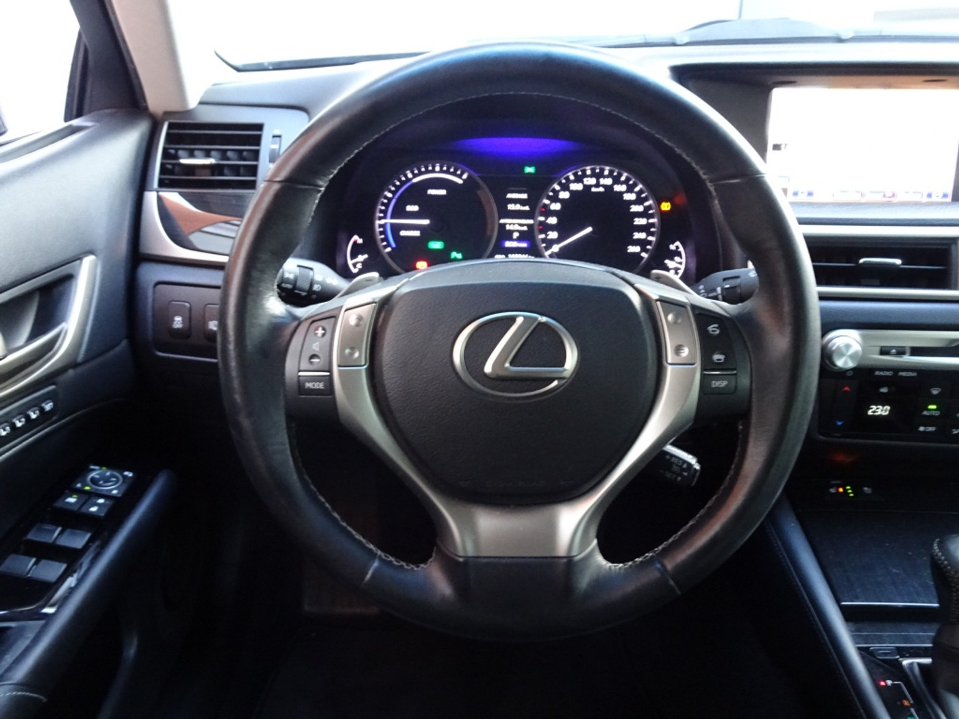 Foto van Lexus Lexus Gs300h