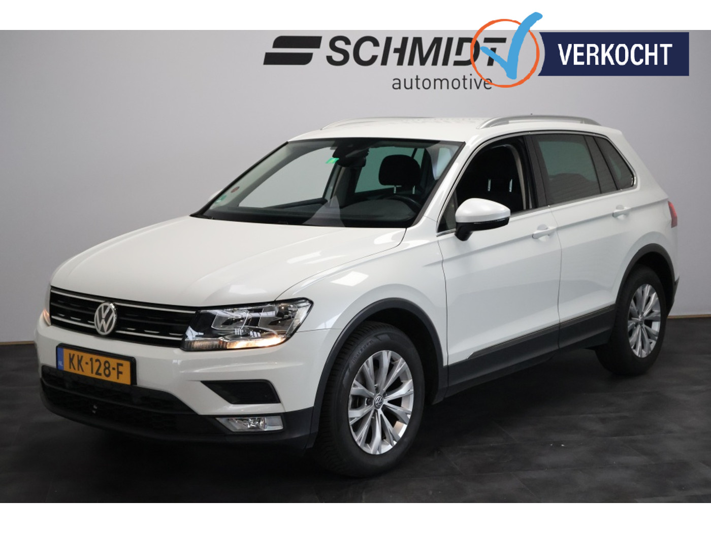 Volkswagen Tiguan 1.4 TSI ACT 150pk Automaat | Trekhaak | ACC | DAB 2016 - voorkant