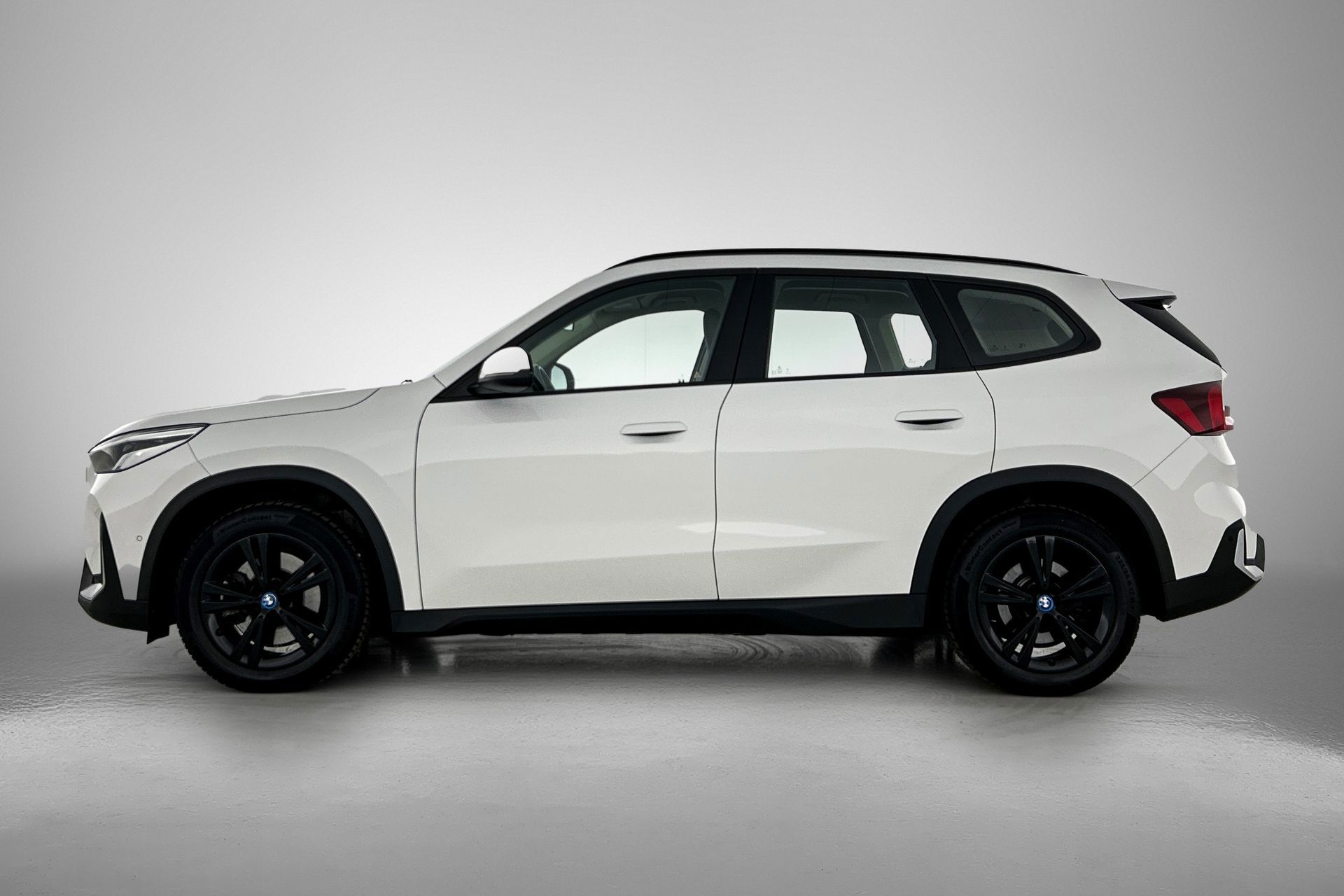 Foto van BMW Ix1
