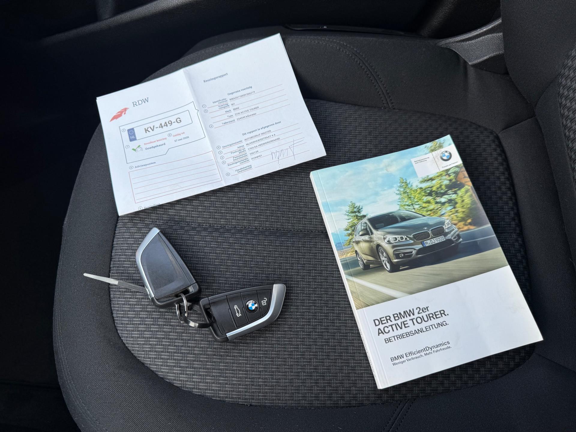 Foto van BMW 216i Active Tourer