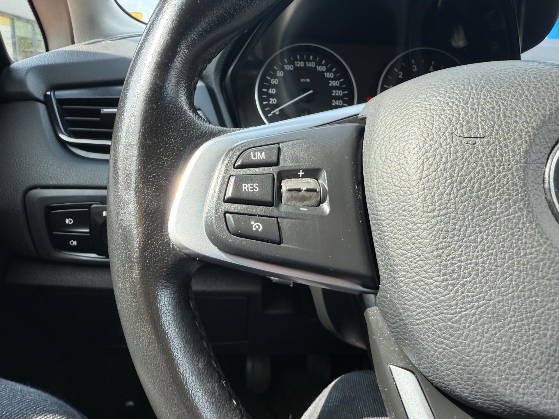 Foto van BMW 216i Active Tourer