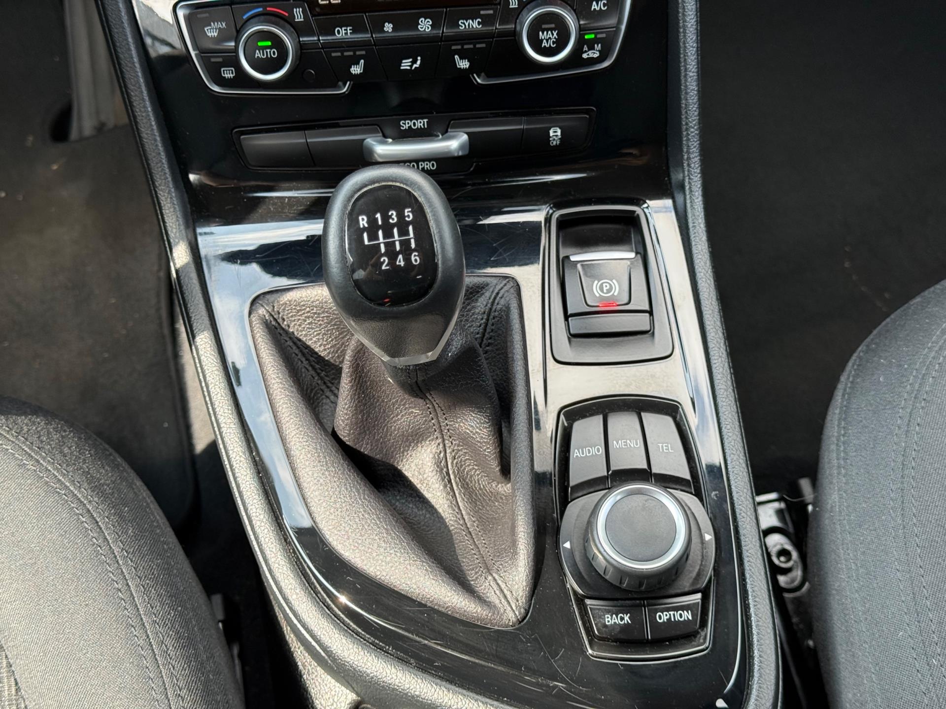 Foto van BMW 216i Active Tourer