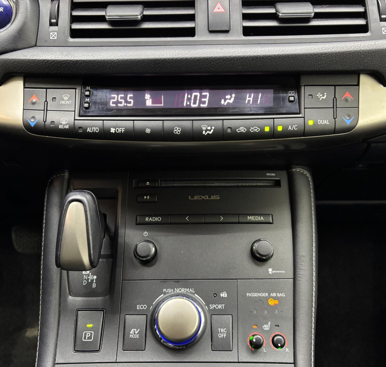 Foto van Lexus Lexus Ct200h