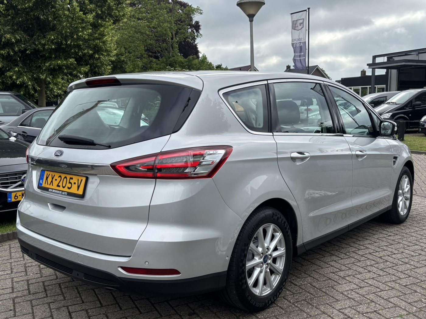 Foto van Ford S-max