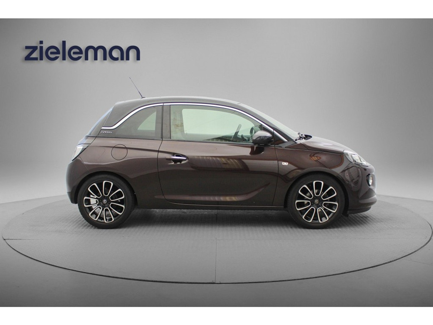 Foto van Opel Adam