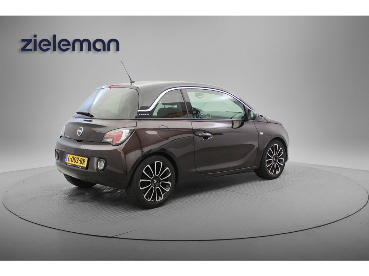 Foto van Opel Adam