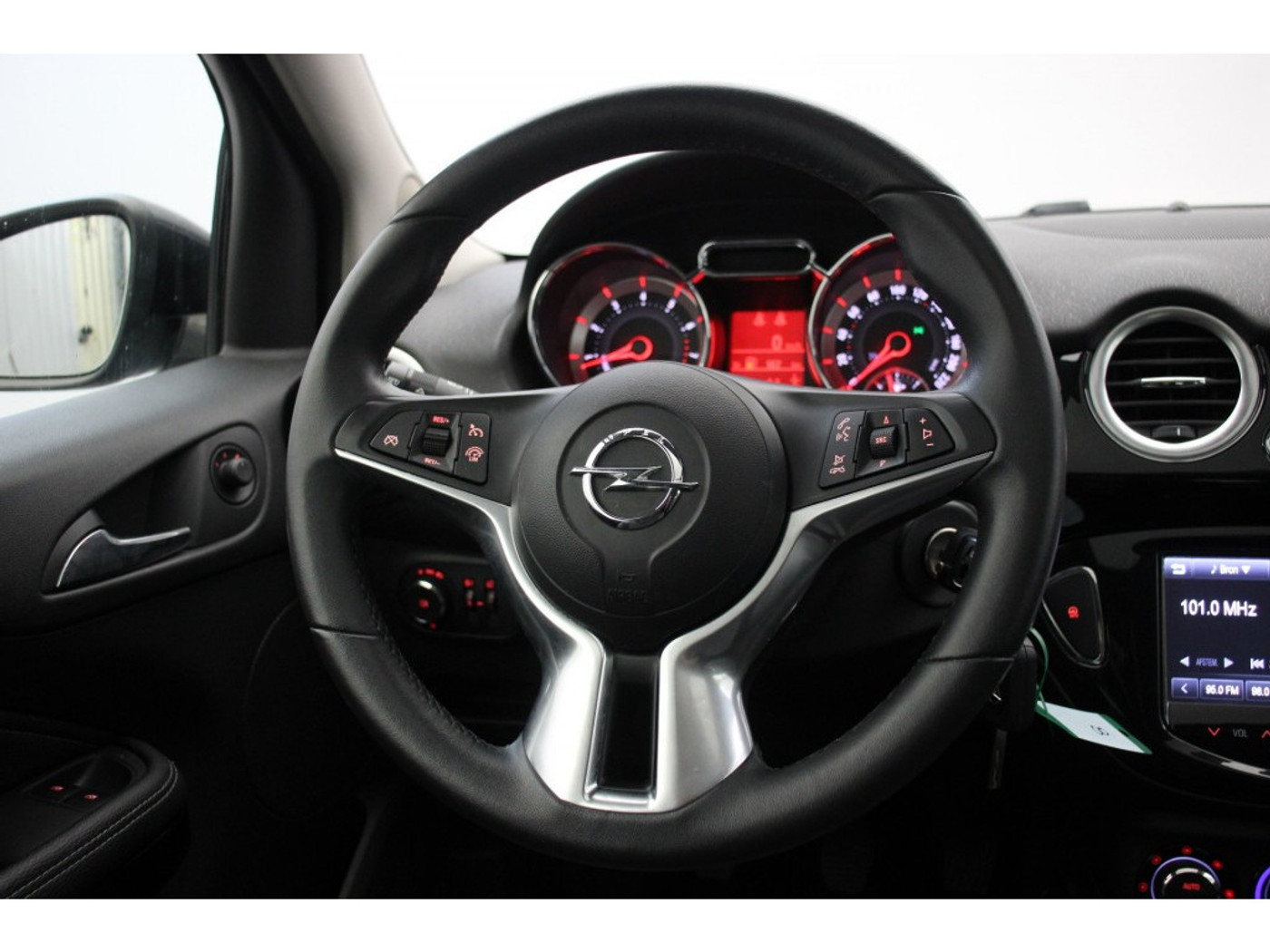 Foto van Opel Adam
