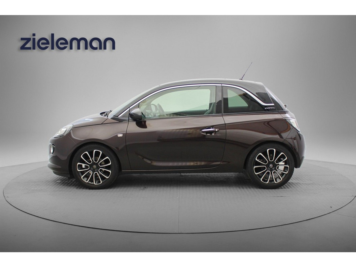 Foto van Opel Adam