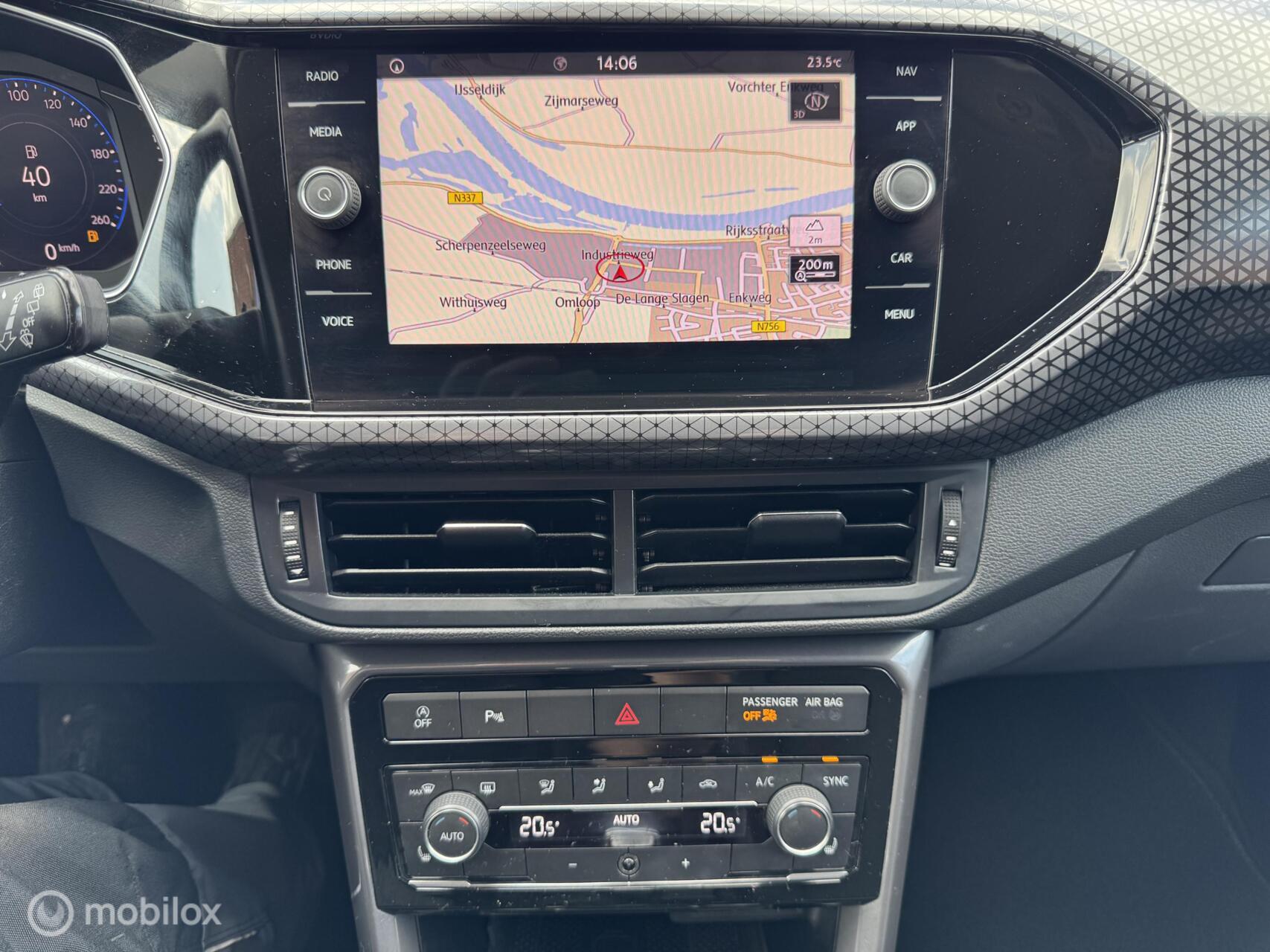 Foto van Volkswagen T-cross