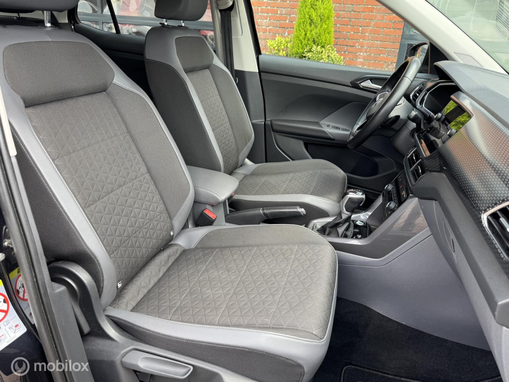 Foto van Volkswagen T-cross