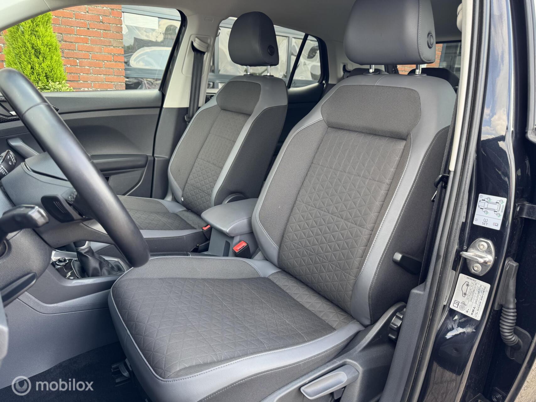 Foto van Volkswagen T-cross