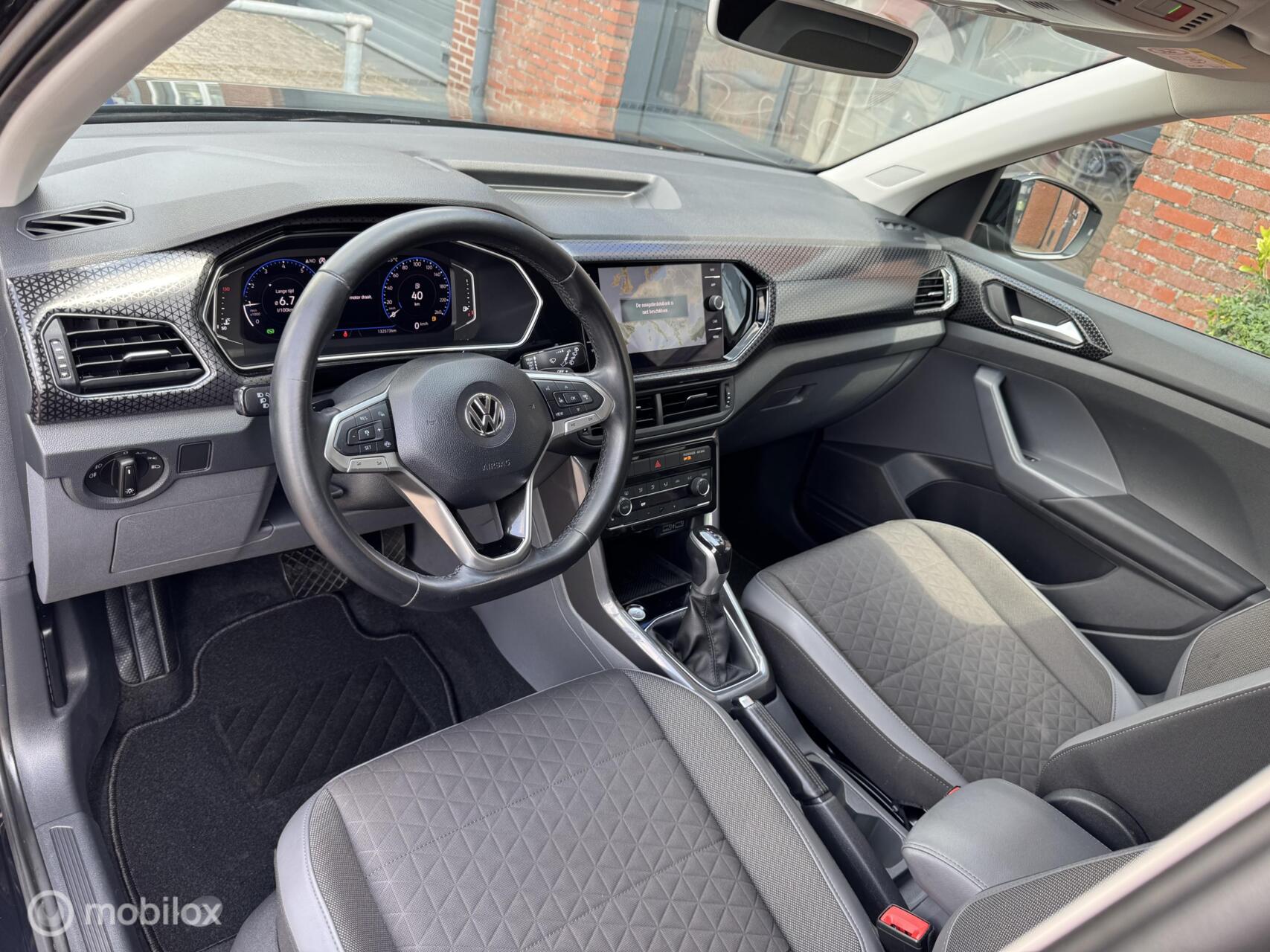 Foto van Volkswagen T-cross