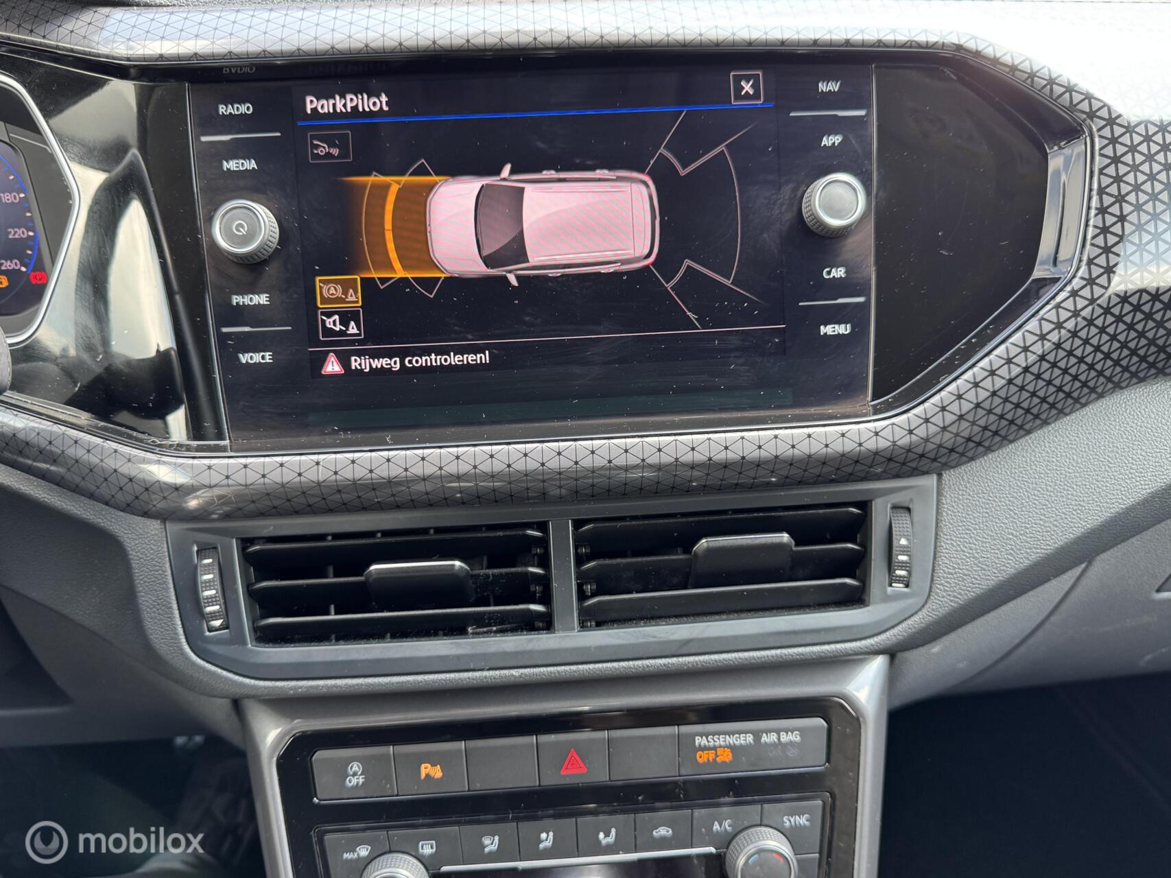 Foto van Volkswagen T-cross