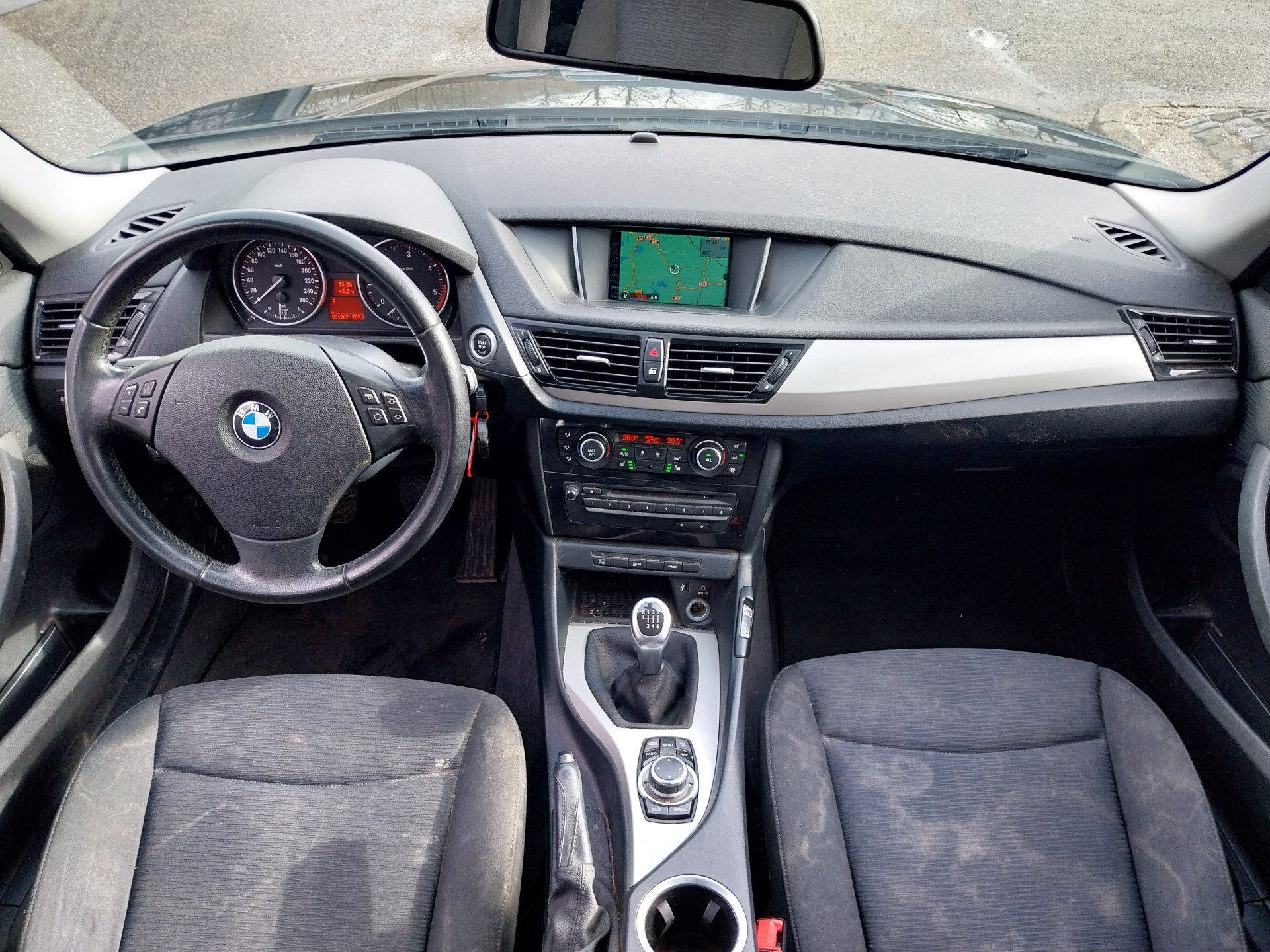 Foto van BMW X1 Sdrive18d