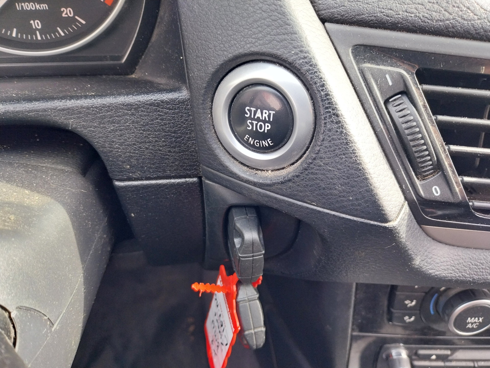 Foto van BMW X1 Sdrive18d
