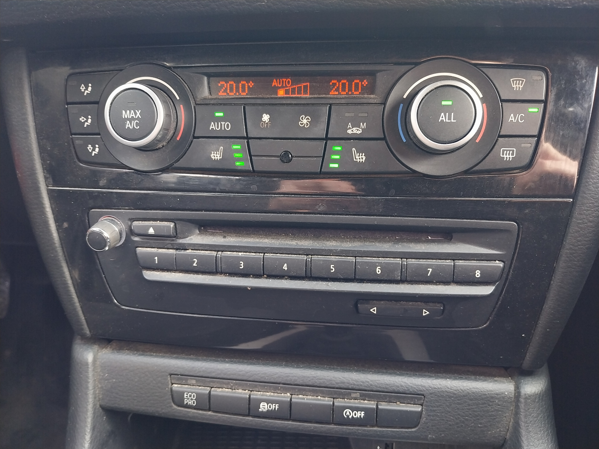 Foto van BMW X1 Sdrive18d