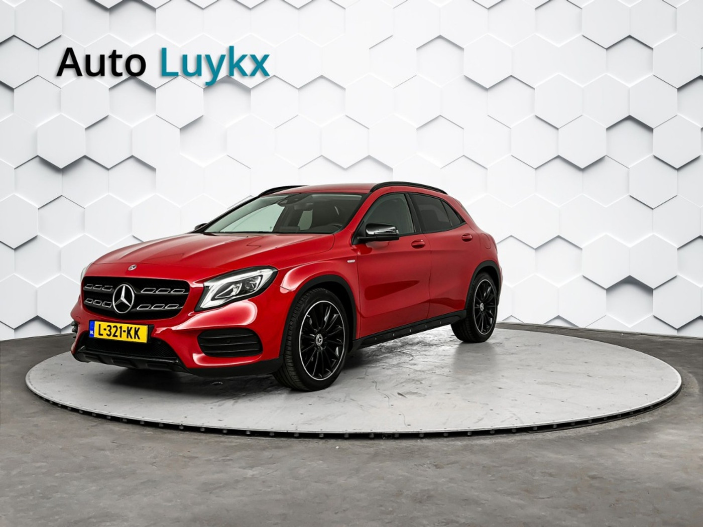 Mercedes-Benz Gla 200 200 Premium Automaat | Navigatie | Elektrische Achterklep | Lederen Bekleding 2020 - voorkant