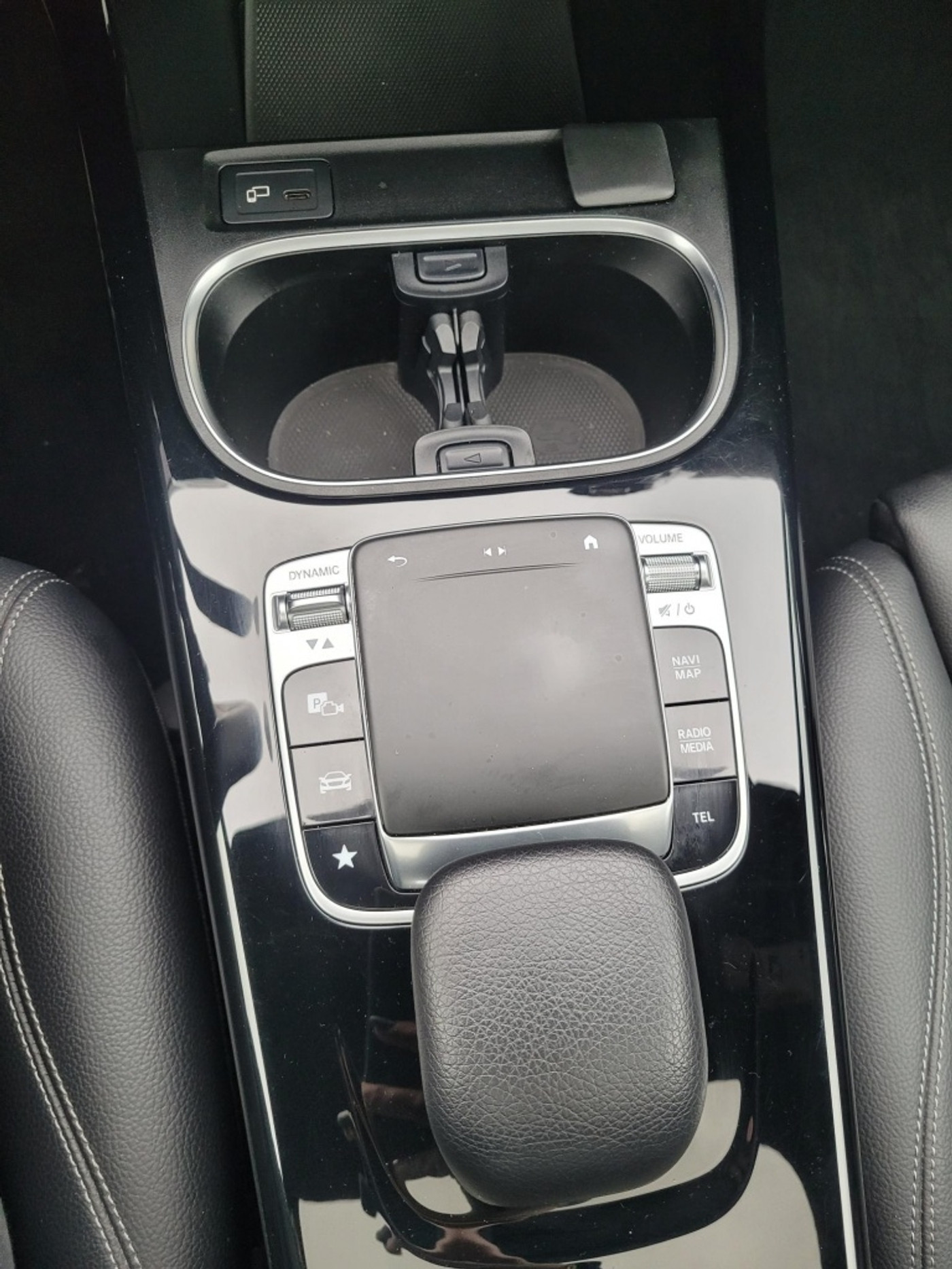 Foto van Mercedes-Benz A 200