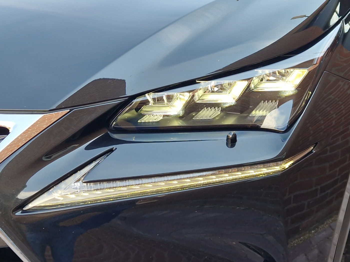 Foto van Lexus Lexus Nx300h